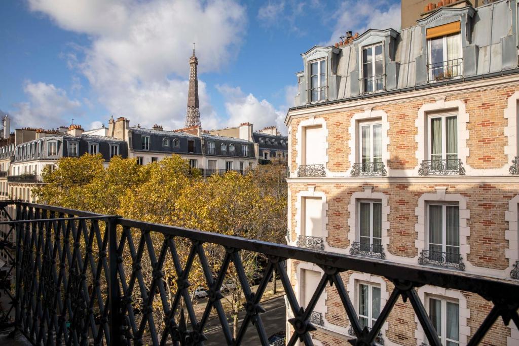 8 Rekomendasi Hotel di dekat Menara Eiffel yang Asyik Buat Liburan