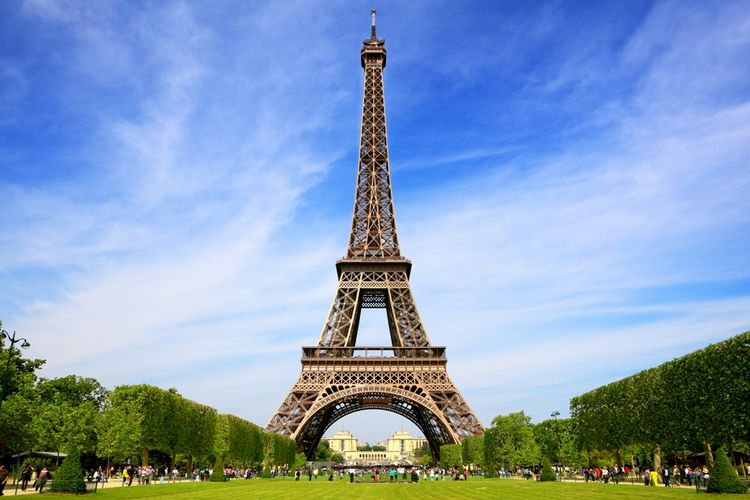 4 Fakta Menara Eiffel Paris yang Katanya Sulit Dirobohkan