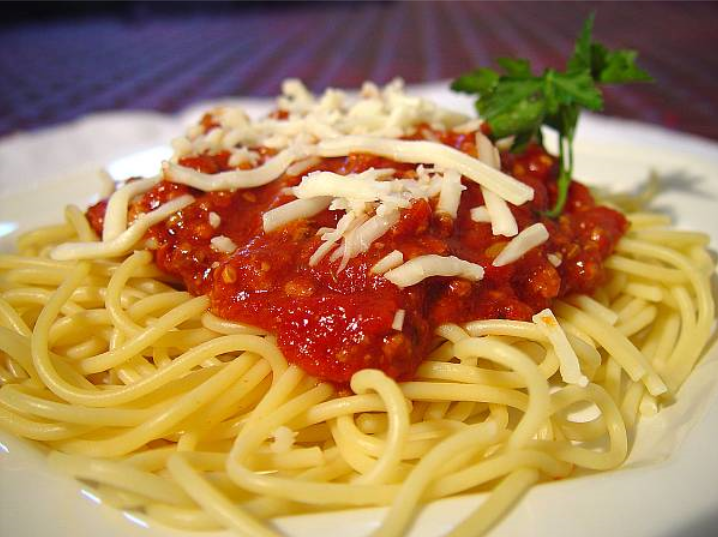 Menikmati Makanan Autentik Italia yang Halal