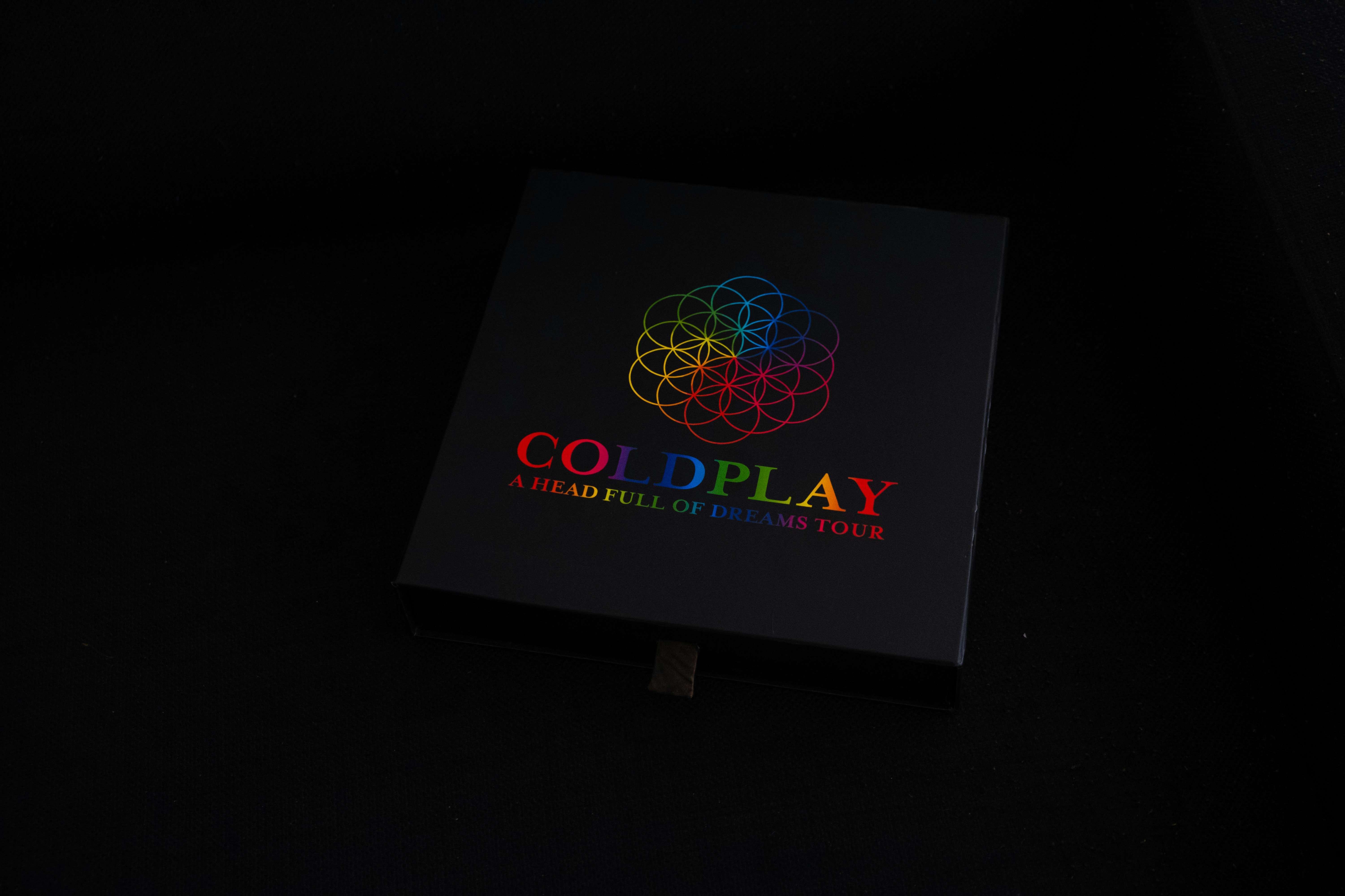 8 Tips Nonton Konser Coldplay di Singapura 2024