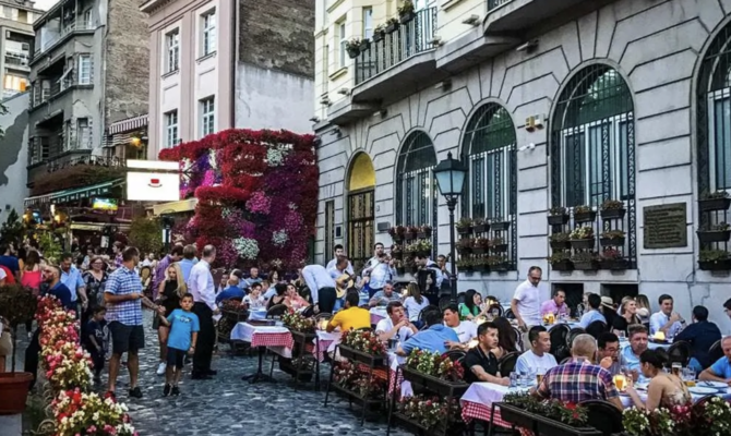 10 Oleh-Oleh Khas Serbia yang Tidak Boleh Anda Lewatkan